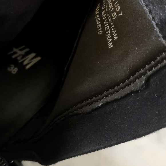 H & M black black boots - Picture 3 of 3